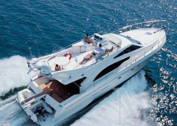Ferreti 53 Power boatfor hire in Ibiza Ferreti 53 Power boatfor hire in Ibiza