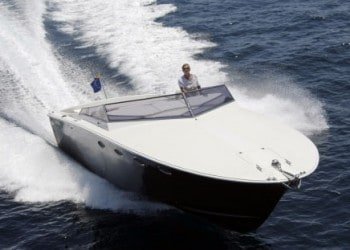 Magnum 38for hire in Ibiza Magnum 38for hire in Ibiza