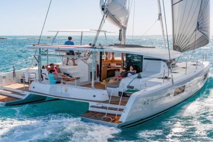 LAGOON 42 Año 2018 full equipe-1