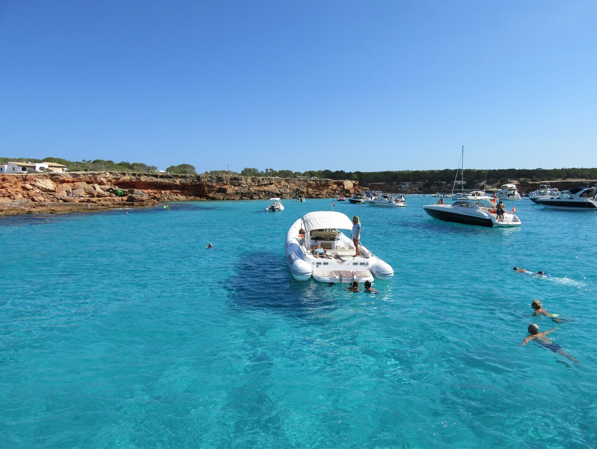 The 6 best beaches in Formentera you should visit - IbizaBoats