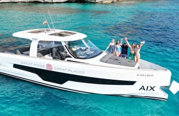 speedboat for rent
