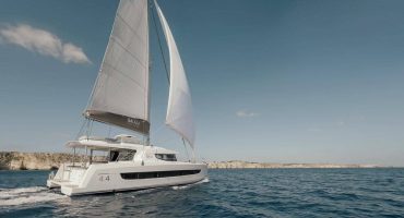 catamaran bali 4.4